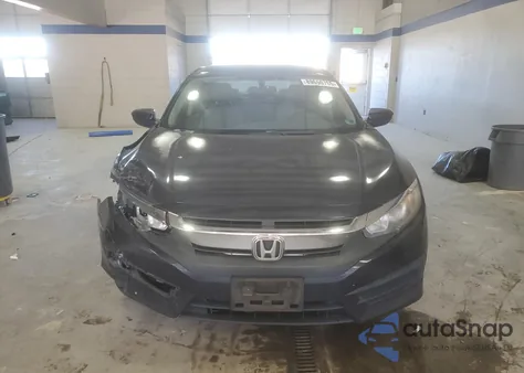 2017 Honda Civic Lx z USA, uszkodzony, nr VIN 2HGFC2F57HH543841